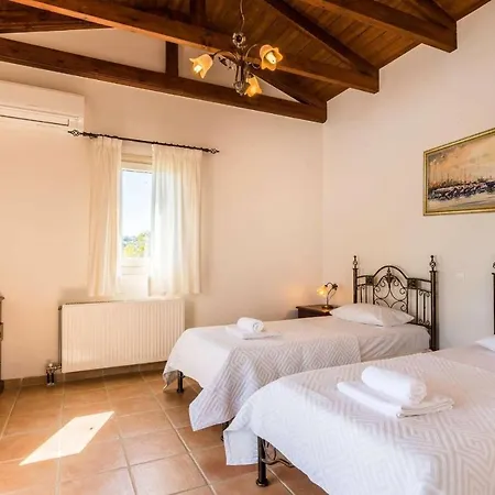 Eudora Villa *